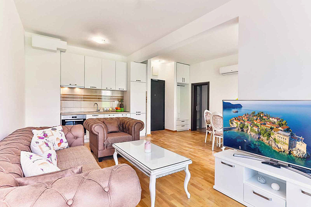 Lux Apartment mit zwei Schlafzimmern und Meerblick